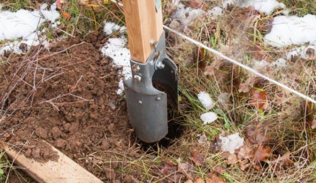 Where to find Manual Auger Spade in Omaha