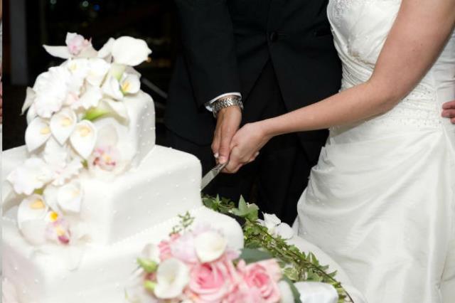 Where to find Cake Knife in Omaha