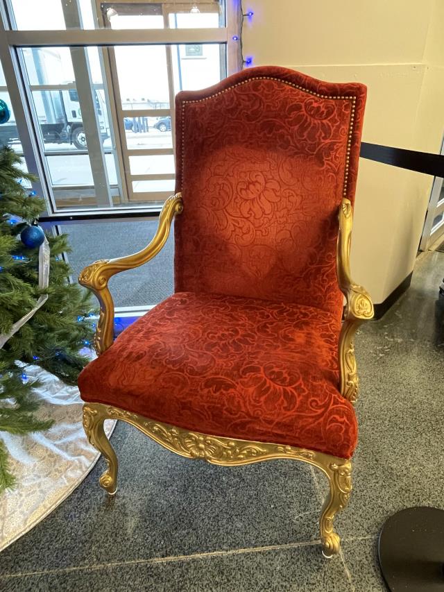 Rental store for Santa   Throne Chair in Omaha NE